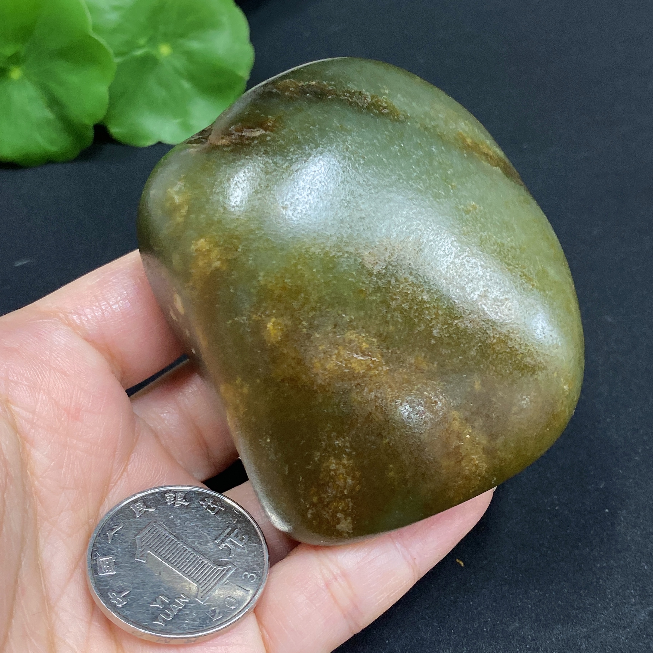 H32771032 Hetian Jade