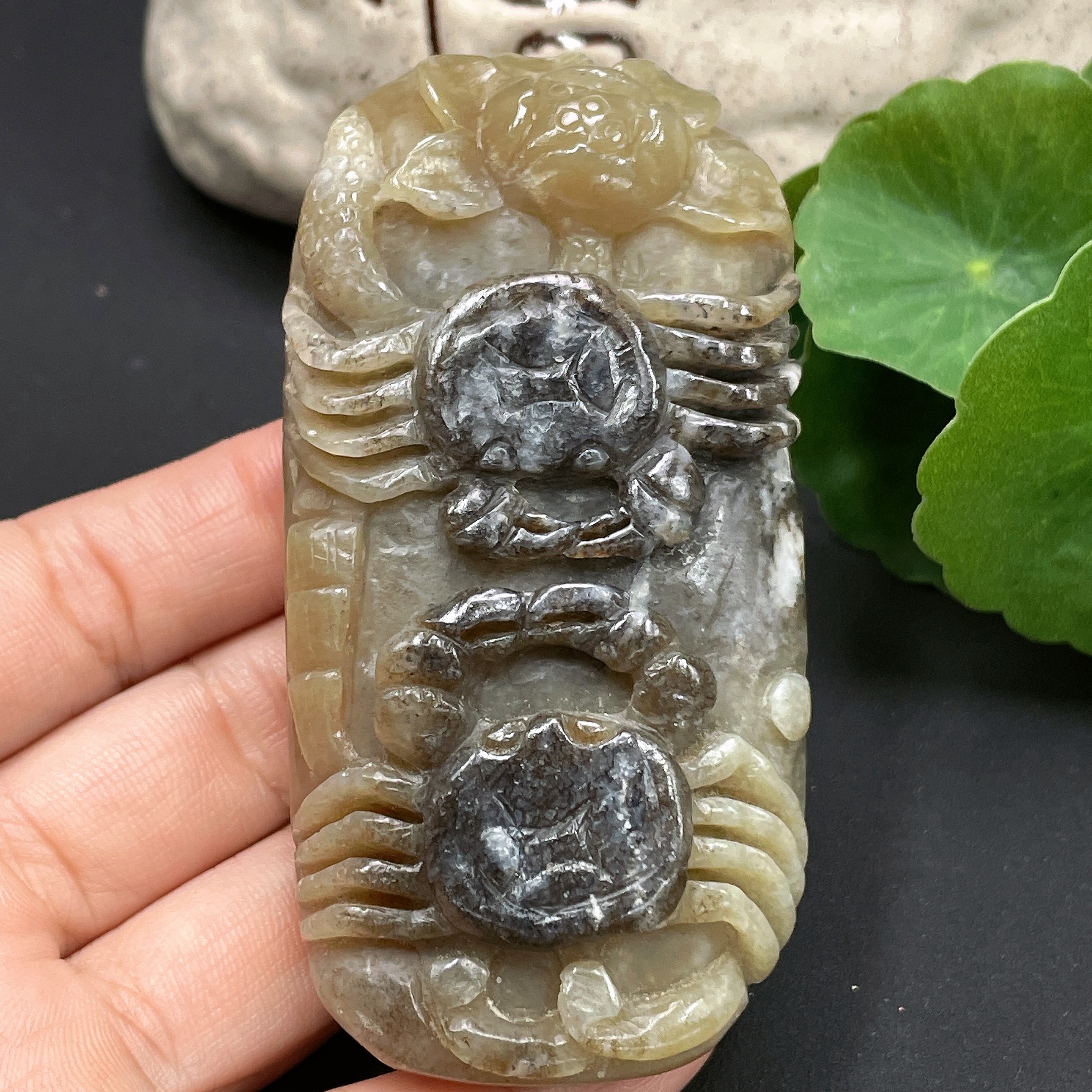 H17880663 Hetian Jade Handheld Ornament - Fortune from All Directions, Total Weight Approx. 133.3g