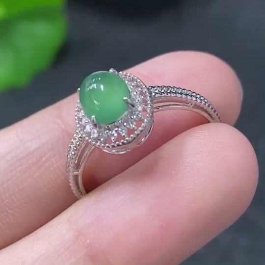 F32761675 Jadeite Inlaid Ring Size 14 18K Gold Total Weight 1.9g (with Diamond Accents)