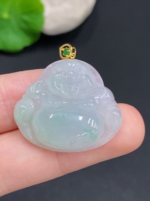 F31688494 JadeiteBuddha Pendant with 18K Gold Clasp, Total Weight Approximately 5.4g