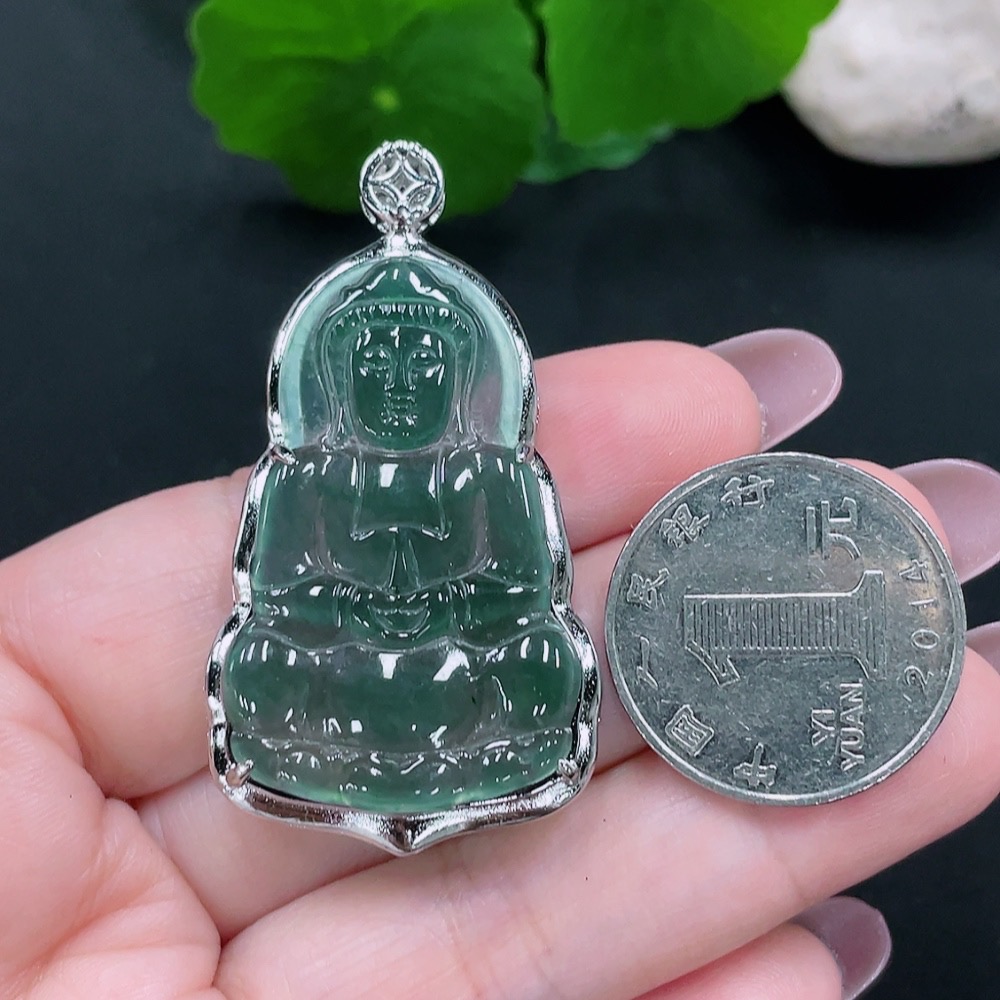 F28212094 Jadeite Guanyin Pendant Total Weight Approx. 9.7g (Non-Gold-Inlaid)