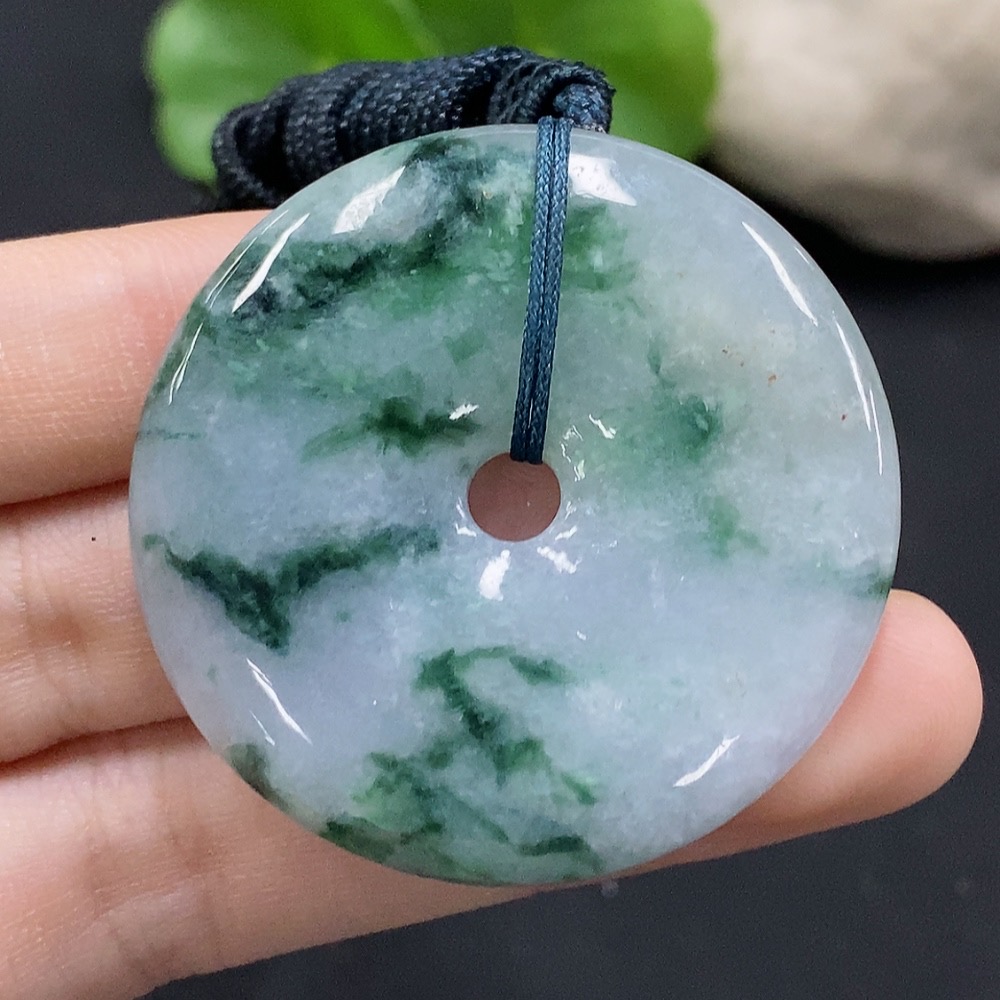 F34995890 Jadeite Peace Knot Pendant, Total Weight Approximately 25g