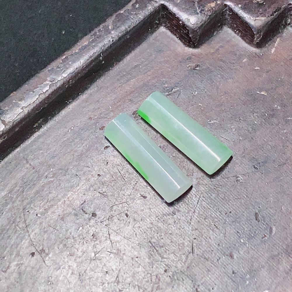 F28199691 Jadeite Inlaid Pieces Sell as a Lot