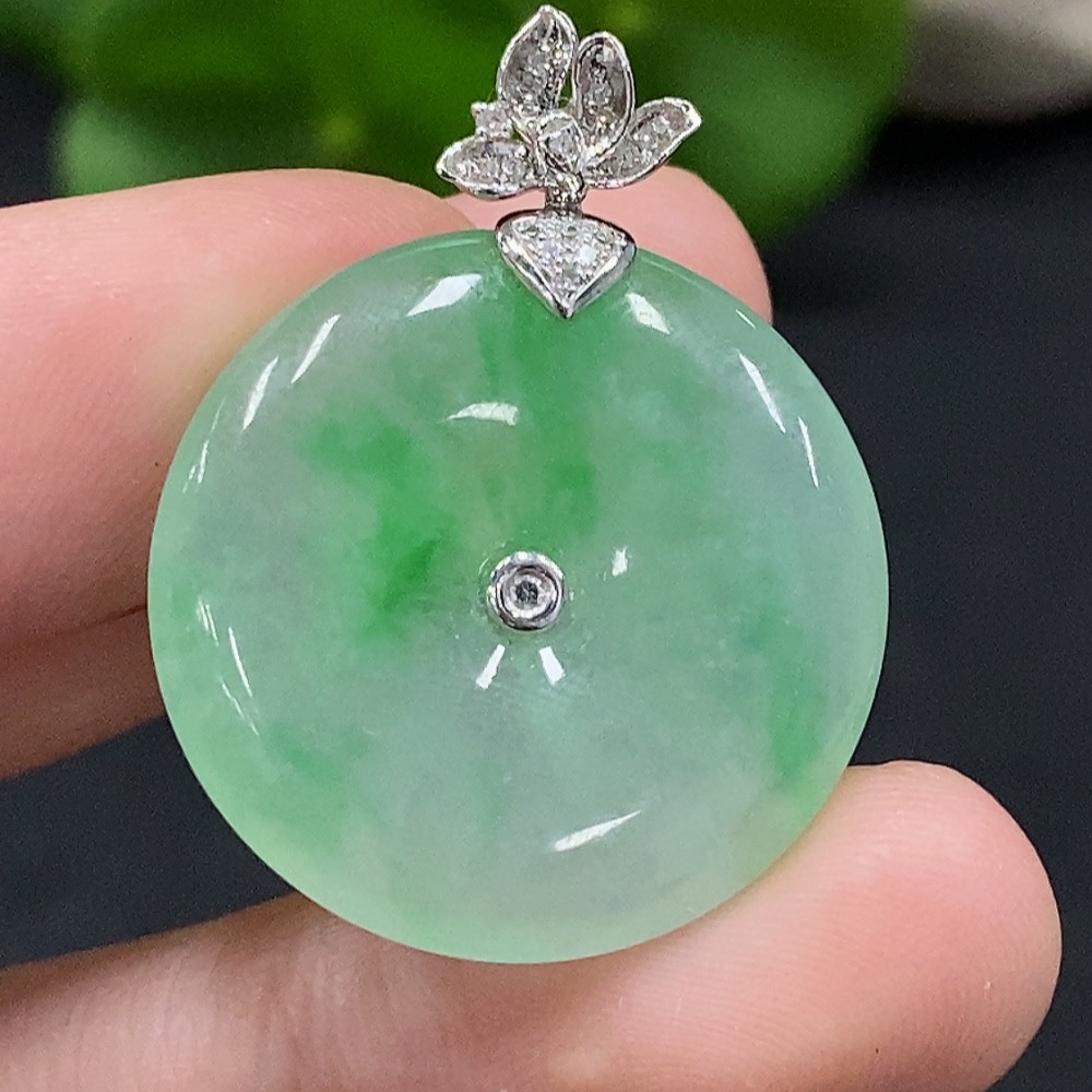 F33947176 Jadeite Safety Buckle Pendant 18K Gold Total Weight Approx. 5.9g (With Diamond Accents)