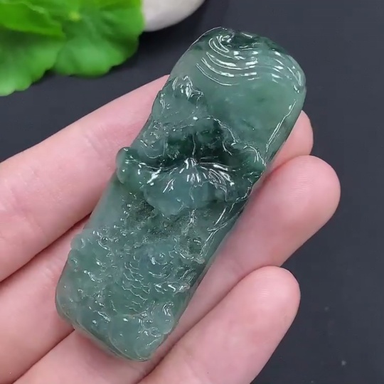 F32757064 Jadeite Auspicious Fish Pendant (Total weight: approx. 36g)