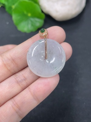 F46568095 翡翠挂件平安扣 疑似镀金 货品总约重6.11g