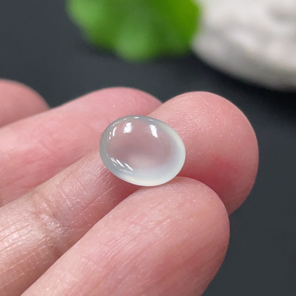 F35109129 Jadeite cabochon, total weight approx. 0.34g