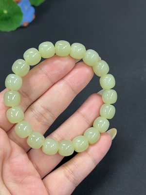 H41947145 和田玉手串 卡9.9mm左右 货品总重约35.5g