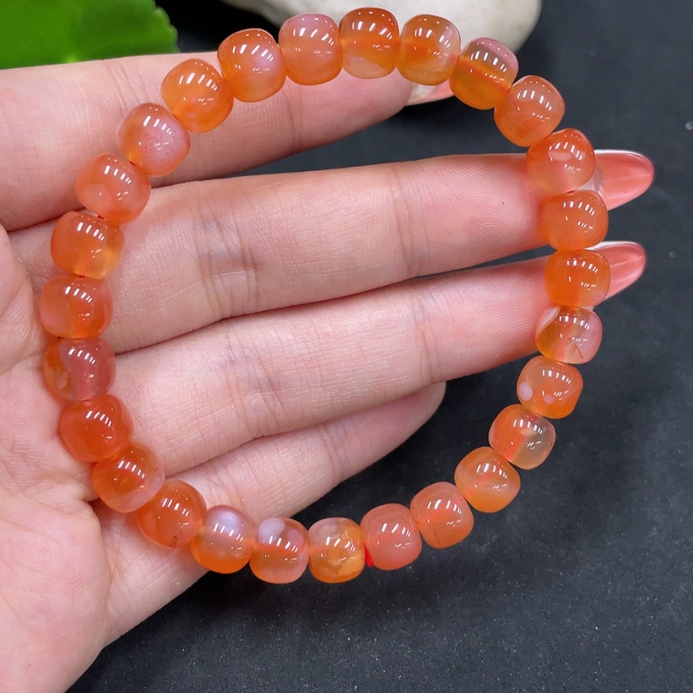 H34053652 Yanyuan Agate Bracelet, approx. 7.8mm beads, total weight approx. 20.2g