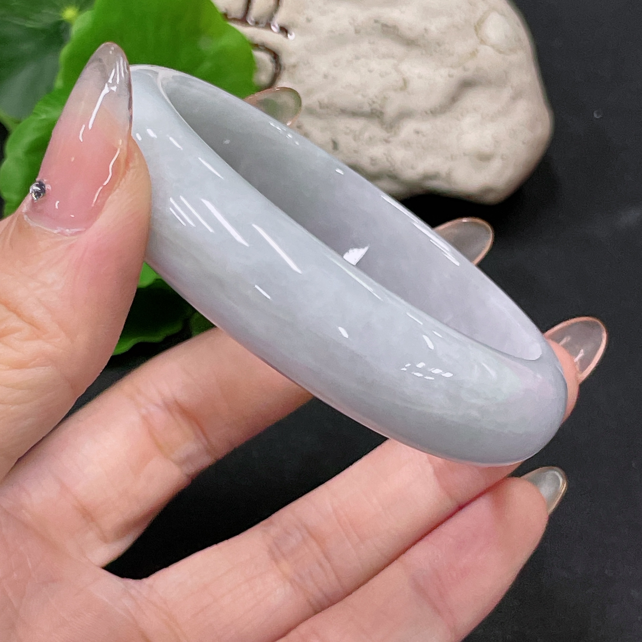 F34984440 Jadeite Round Bangle Total Weight Approx. 58.45g Size 56