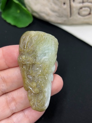 F46585225 翡翠龙牌挂件 货品总重约16.63g