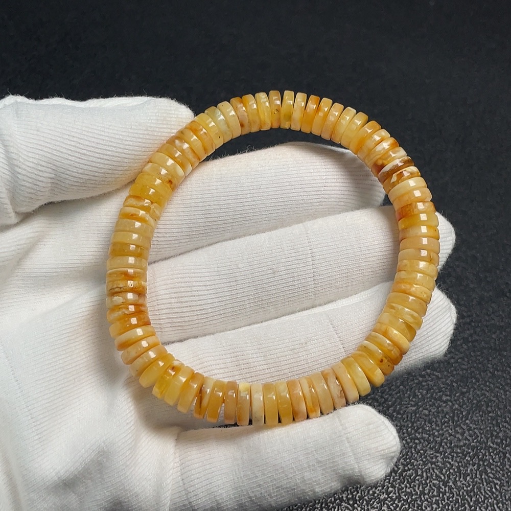 C30510724 Amber Honey Beeswax Bracelet, Approx. 8mm, Total Weight Approx. 9.15g
