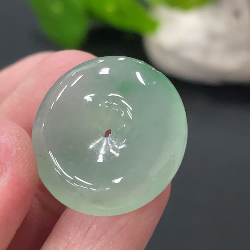 F34060956 Jadeite Pendant Safety Buckle Total Weight Approx. 5.53g