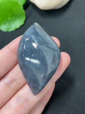 H41856439 和田玉挂件    随形     货品总重约19.7g