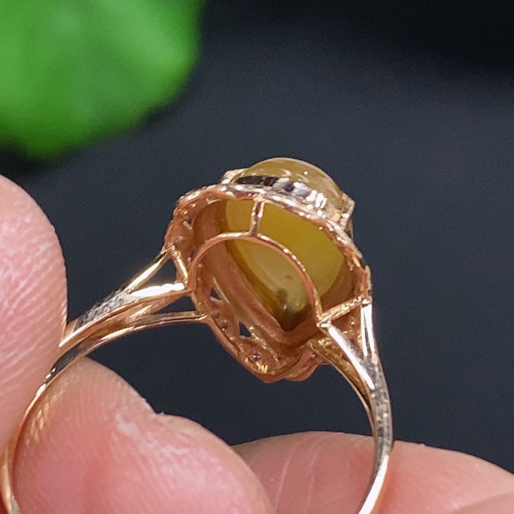 F28192095 Jadeite Water Drop Inlaid Ring 18k Gold Setting Size 14.5 Total Weight Approx. 1.83g Color Origin Undetermined With Diamond Accents