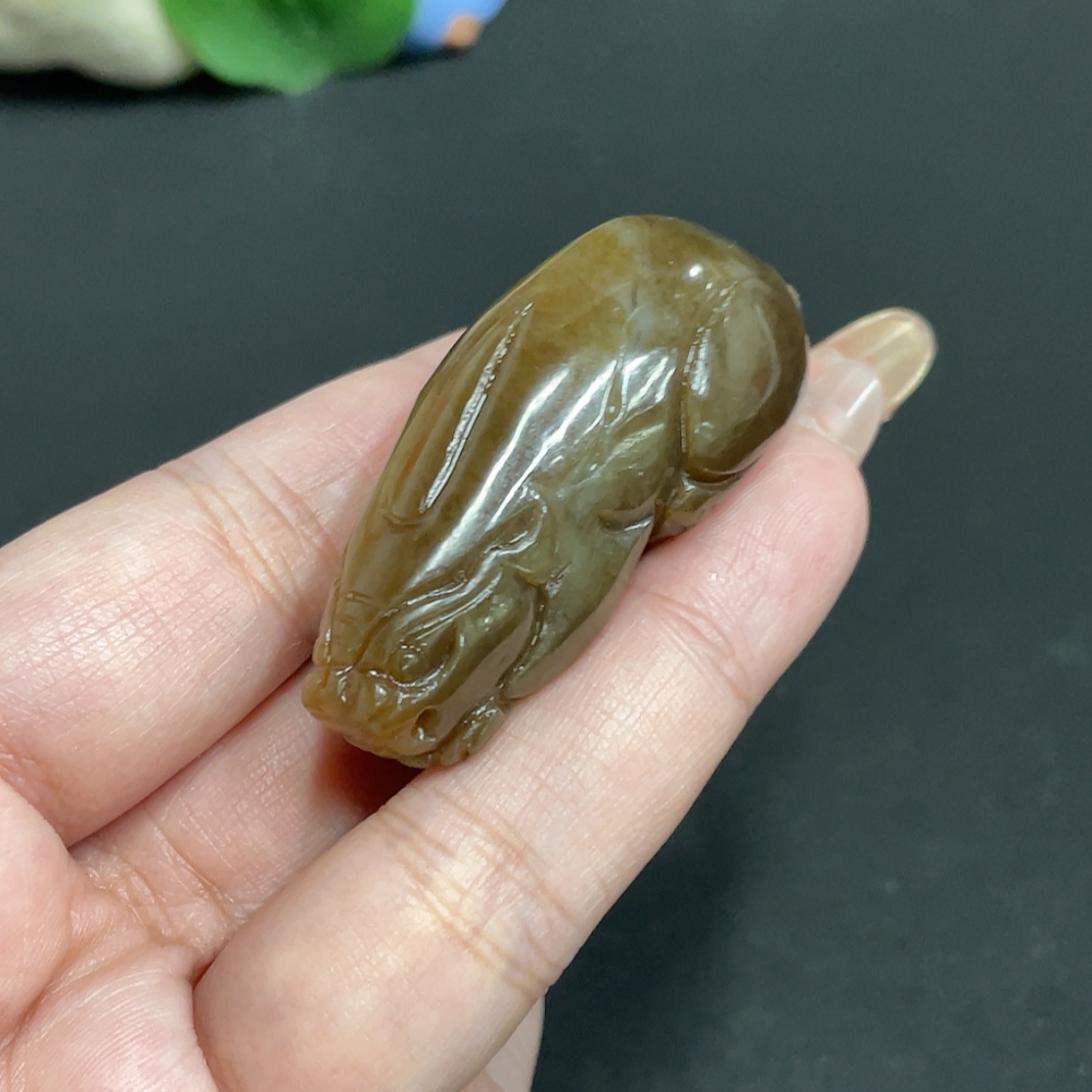 H32781328 Hetian Jade Pendant Auspicious Beast Total Weight About 39.5g