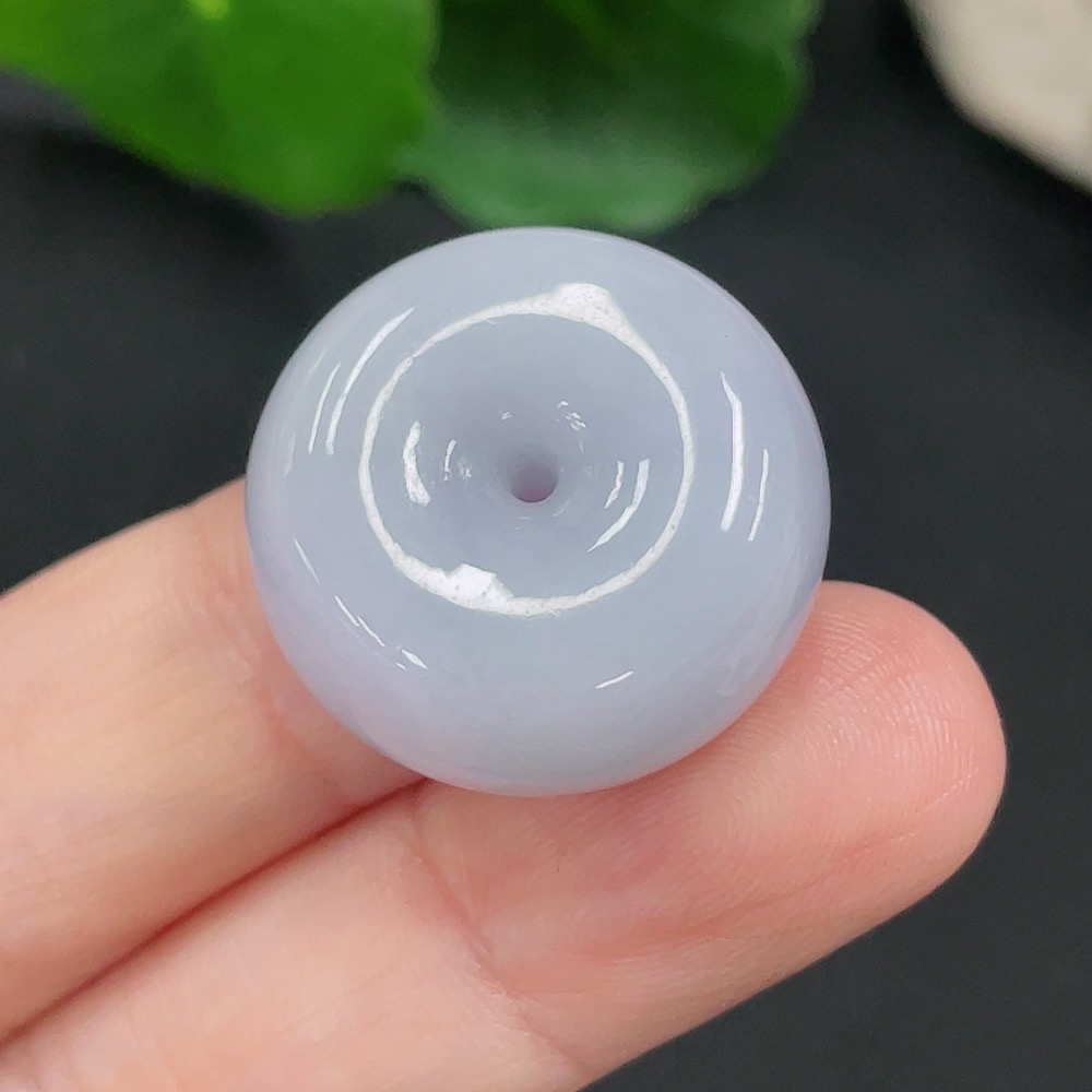 F28288033 Jadeite Peace Knot Pendant, Total Weight Approximately 11.7 Grams