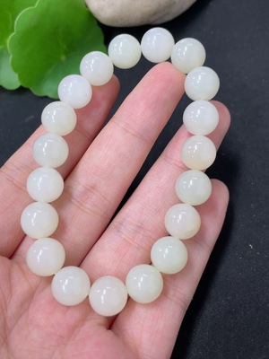 H42957267 和田玉手串 卡9.6mm左右  货品总重约27.6g