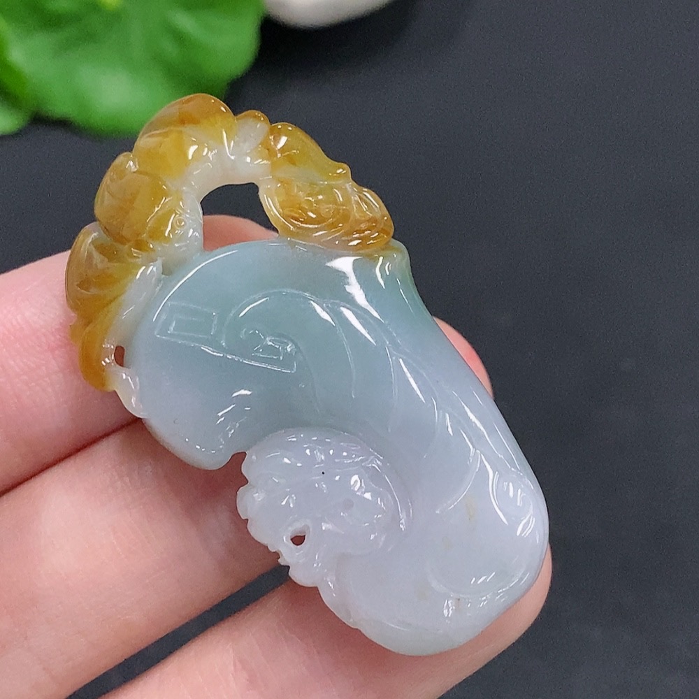 F30457685 Jadeite "Blessing Before Your Eyes" Pendant