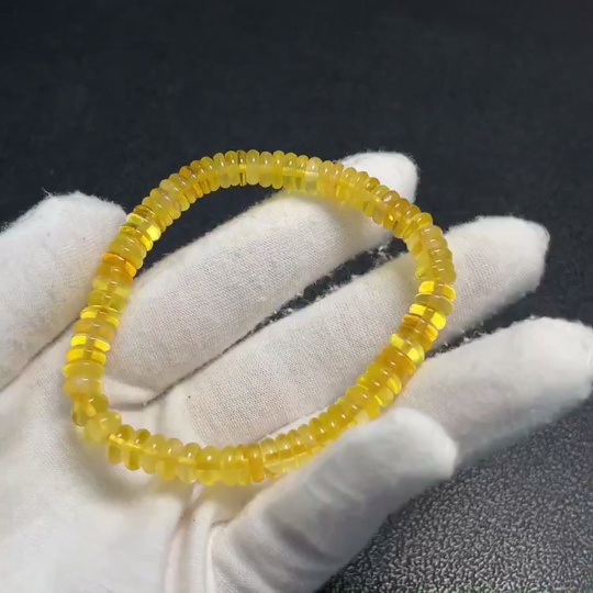 C34009394 Amber Beeswax Bracelet Total Weight Approx. 5.69g Size About 6.8mm