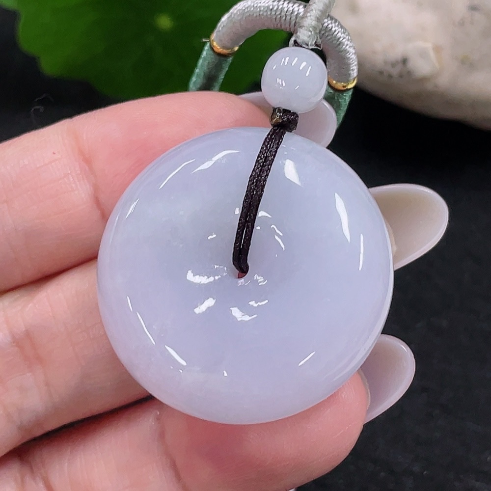 F33916541 Jadeite Peace Knot Pendant Total Weight Approximately 24.3g (Including Rope Weight)