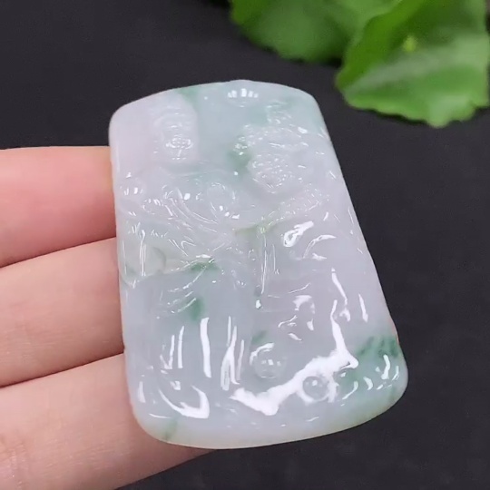 F33895814 Jadeite Guanyin Pendant Total Weight About 19.47g