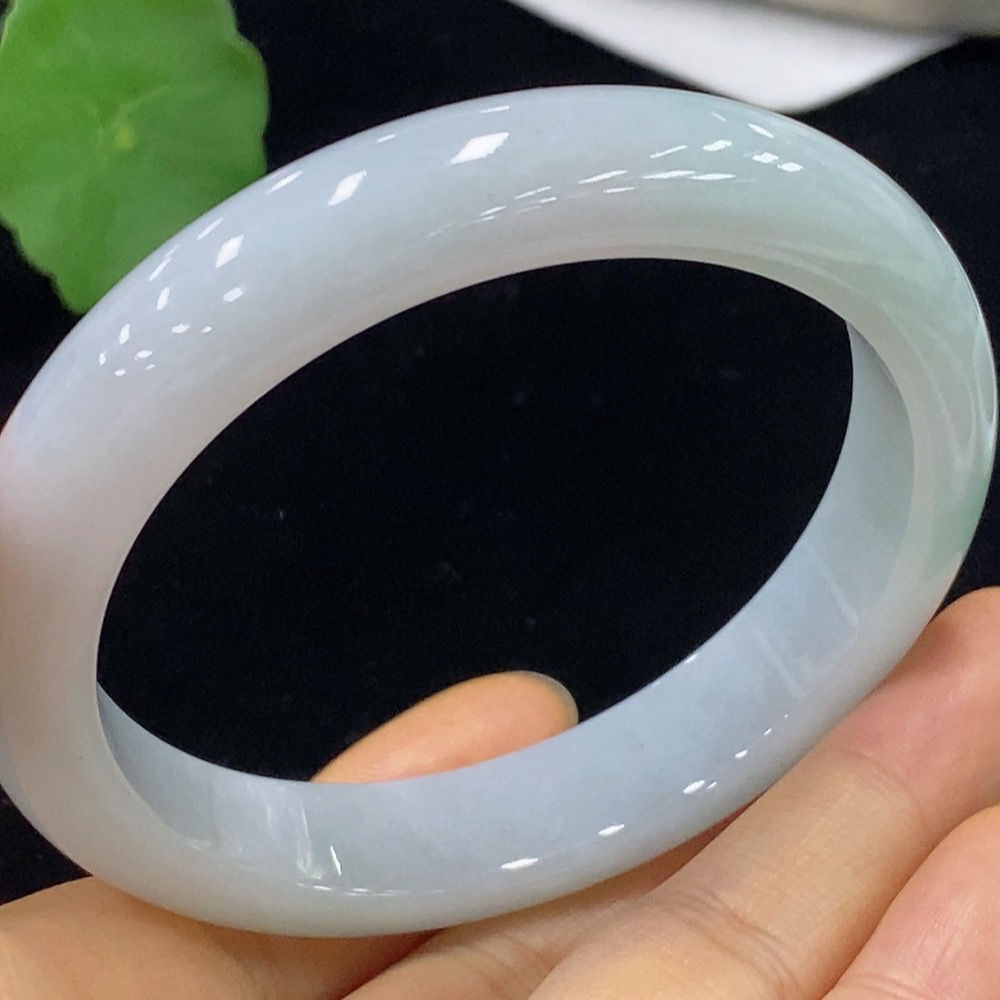 F35114433 Jadeite Round Bracelet Size 59.8 Total Weight Approx. 61.21g