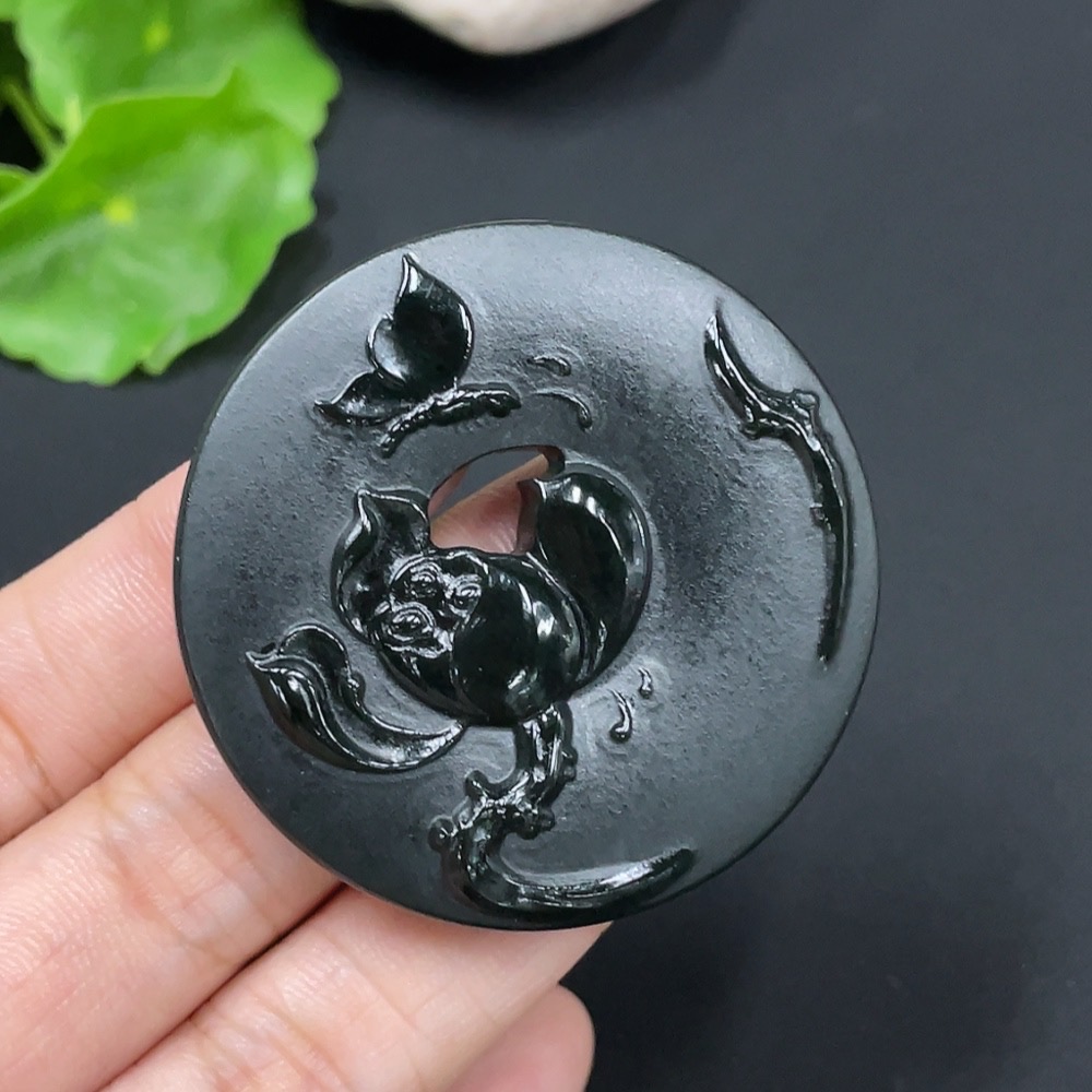 H26041805 Hetian Jade Pendant Lotus Total Weight About 35.2g