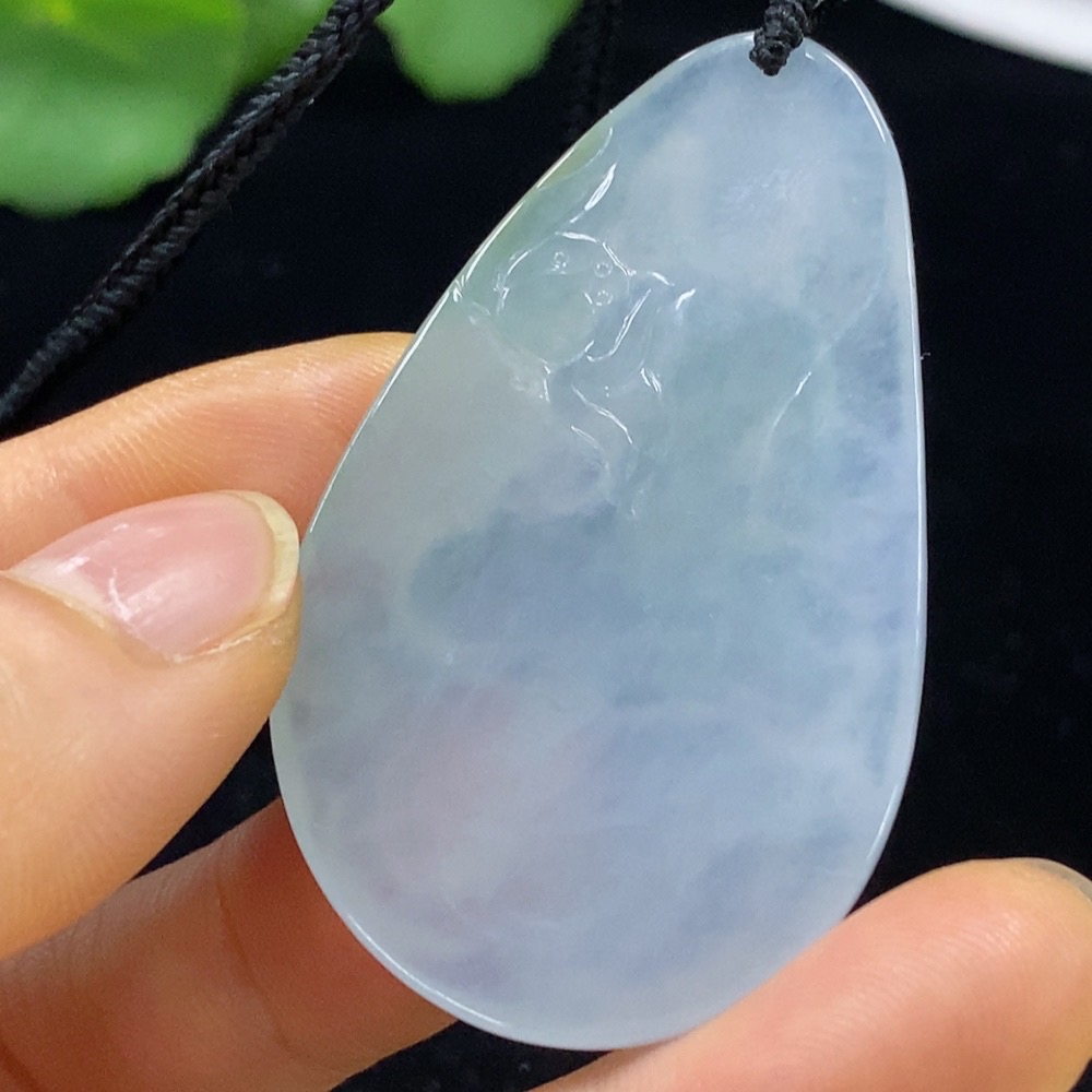 F35133666 Jadeite Guanyin Pendant Total Weight About 20.63g (Including Rope Weight)