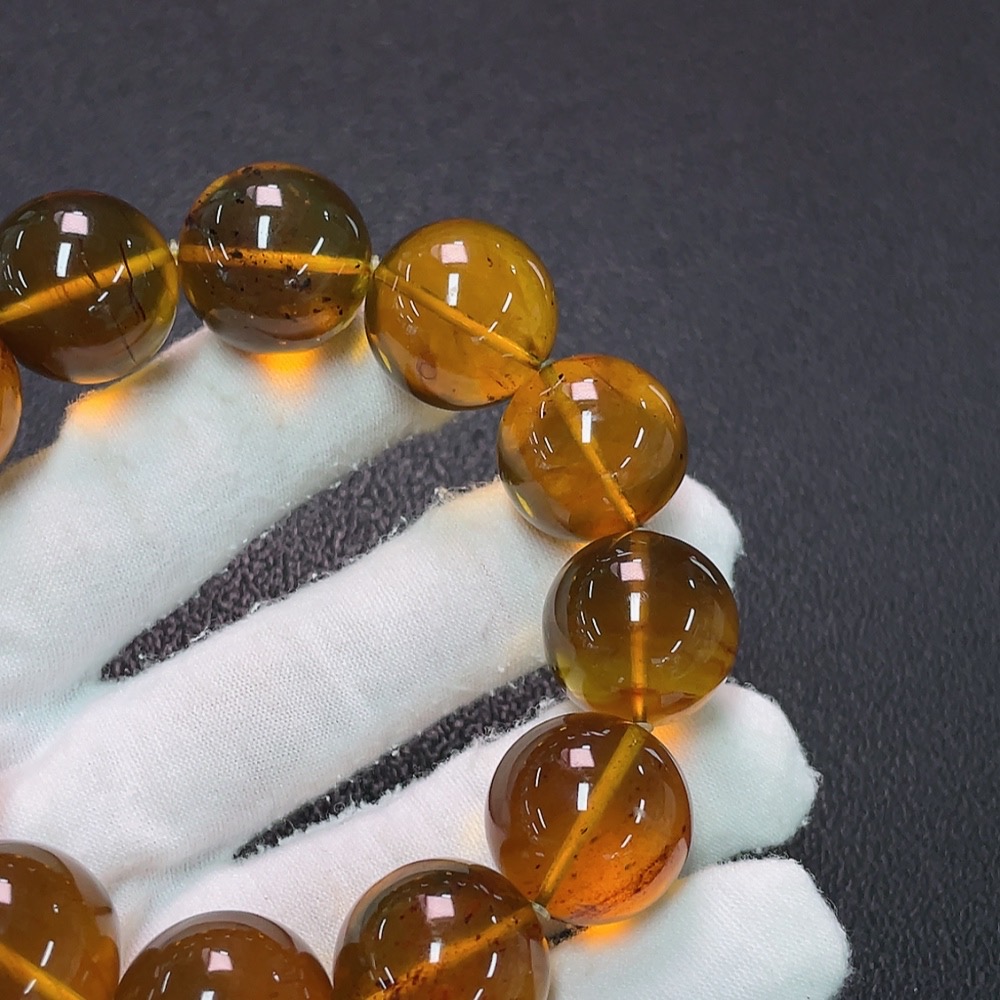 C34989794 Amber and Beeswax Bracelet, Total Weight Approx. 46.7g, Size About 19.3mm