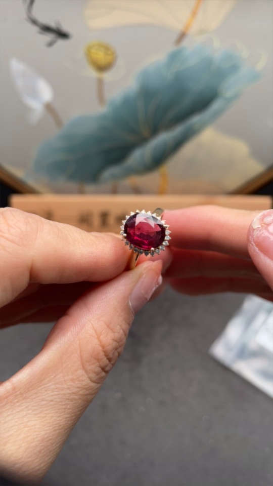 C20255962 Tourmaline Inlaid Ring 18K Gold Size 14 Total Weight Approx. 2.63g Hallmark 2.32ct