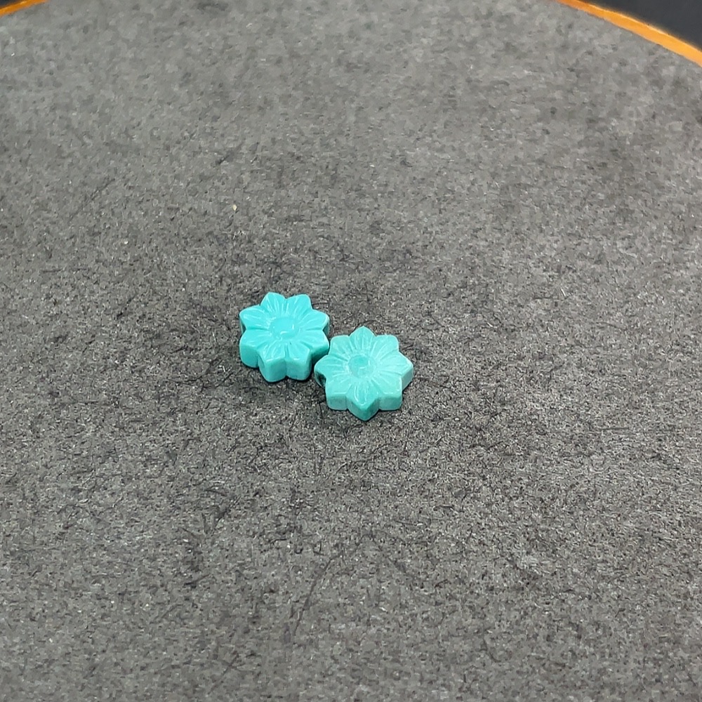 C34990542 Turquoise Jewelry, Color Origin Undetermined, Containing Other Mineral Components, Total Weight Approximately 0.47g, Sell as a Lot