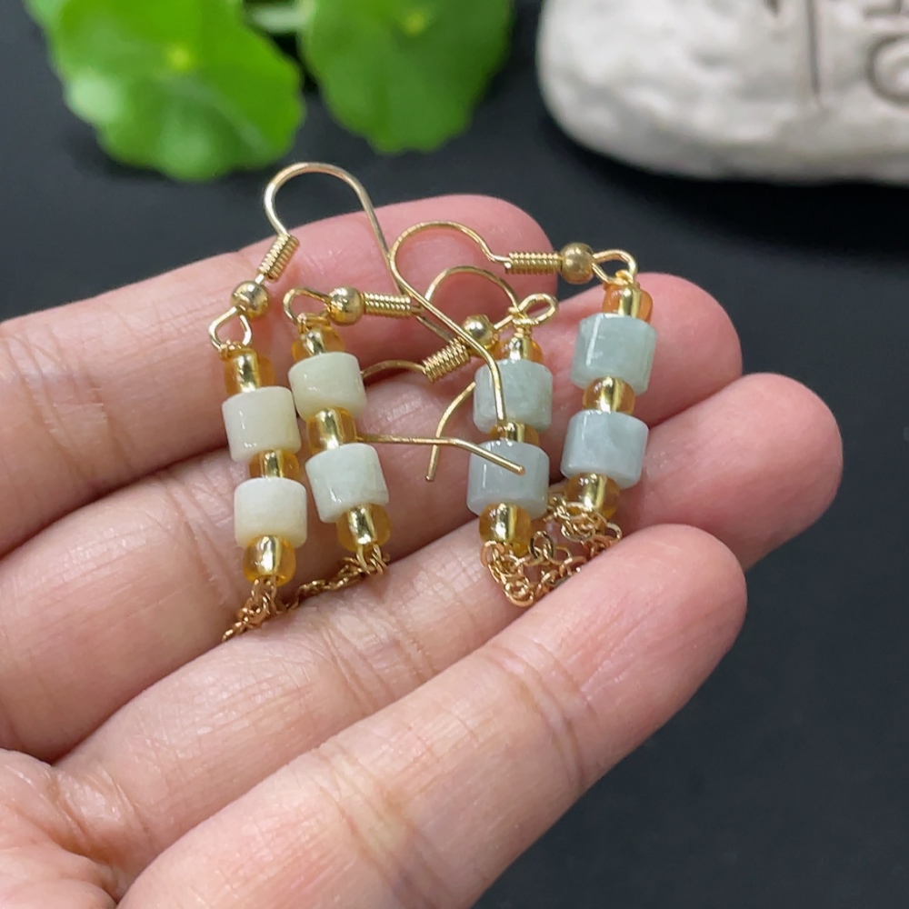 F33837842 Jadeite inlaid ear hooks, non-gold inlaid, with non-A grade beads