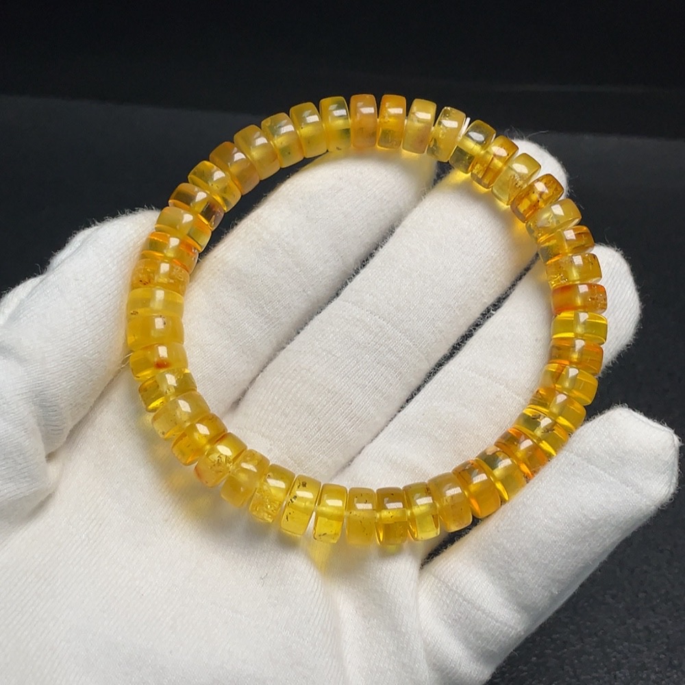 C29403756 Amber Beeswax Bracelet, Approx. 8.5mm, Total Weight About 10.78g