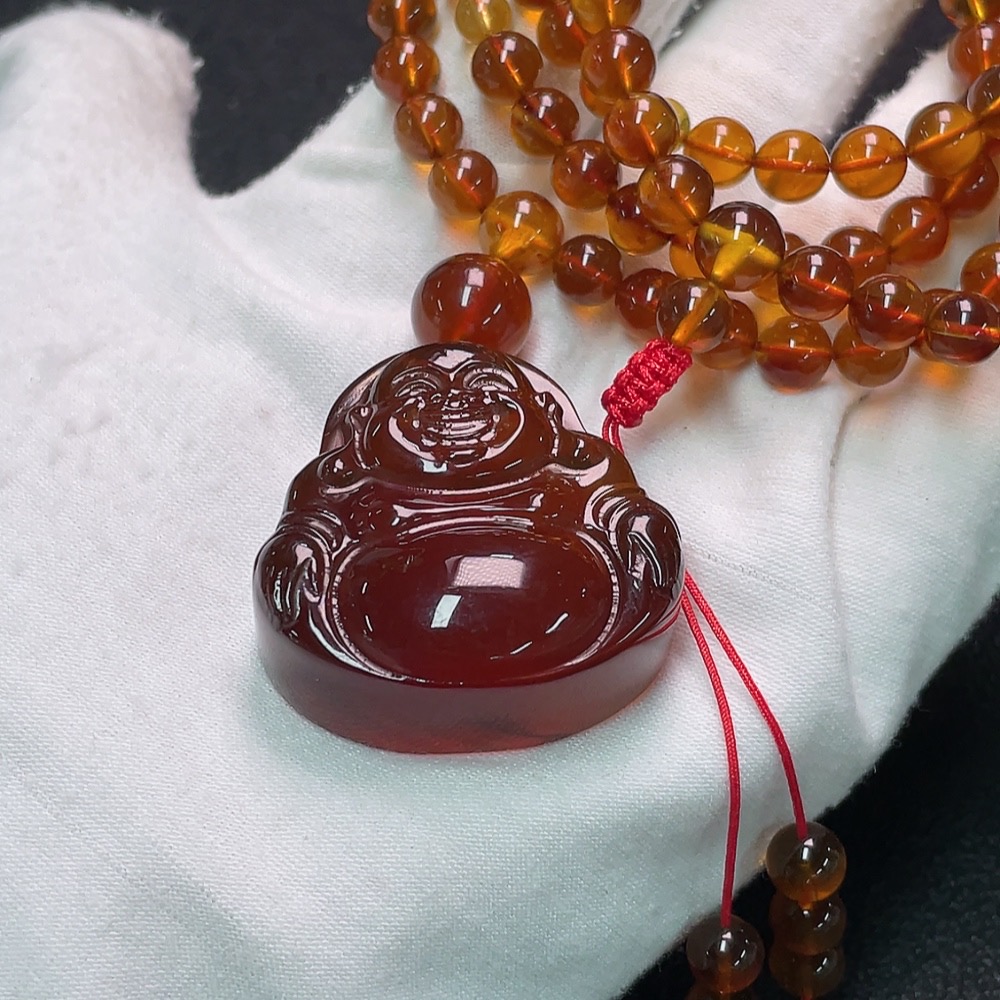 C34039285 Amber Beeswax Pendant, Total Weight Approx. 34.8g, Including Chain