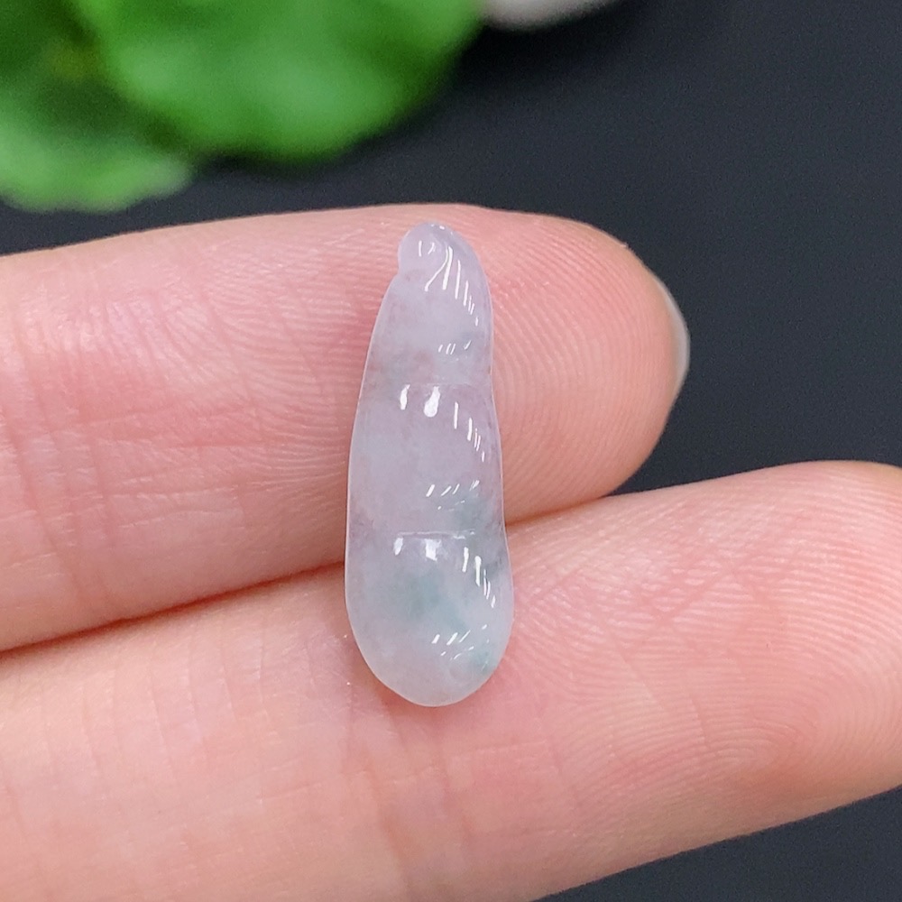 F31687427 Jadeite Lucky Bean Pendant Total Weight Approx. 0.3g