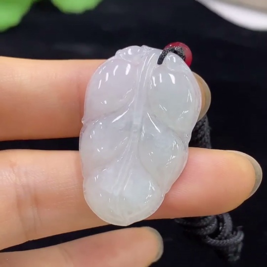 F32707453 Jadeite Leaf Pendant Total Weight Approx. 7.62g (including rope weight)
