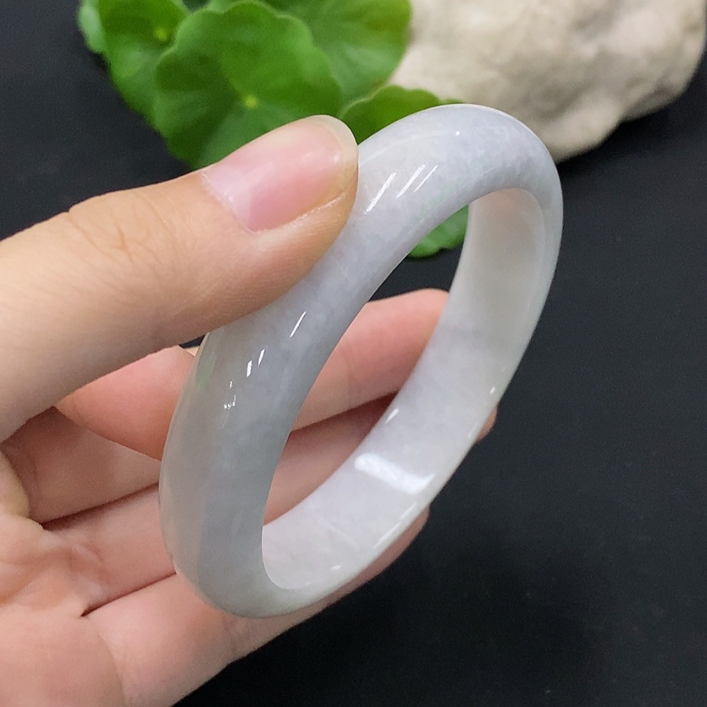 F33926888 Jadeite Round Bangle Size 58.6 Total Weight Approx. 58g