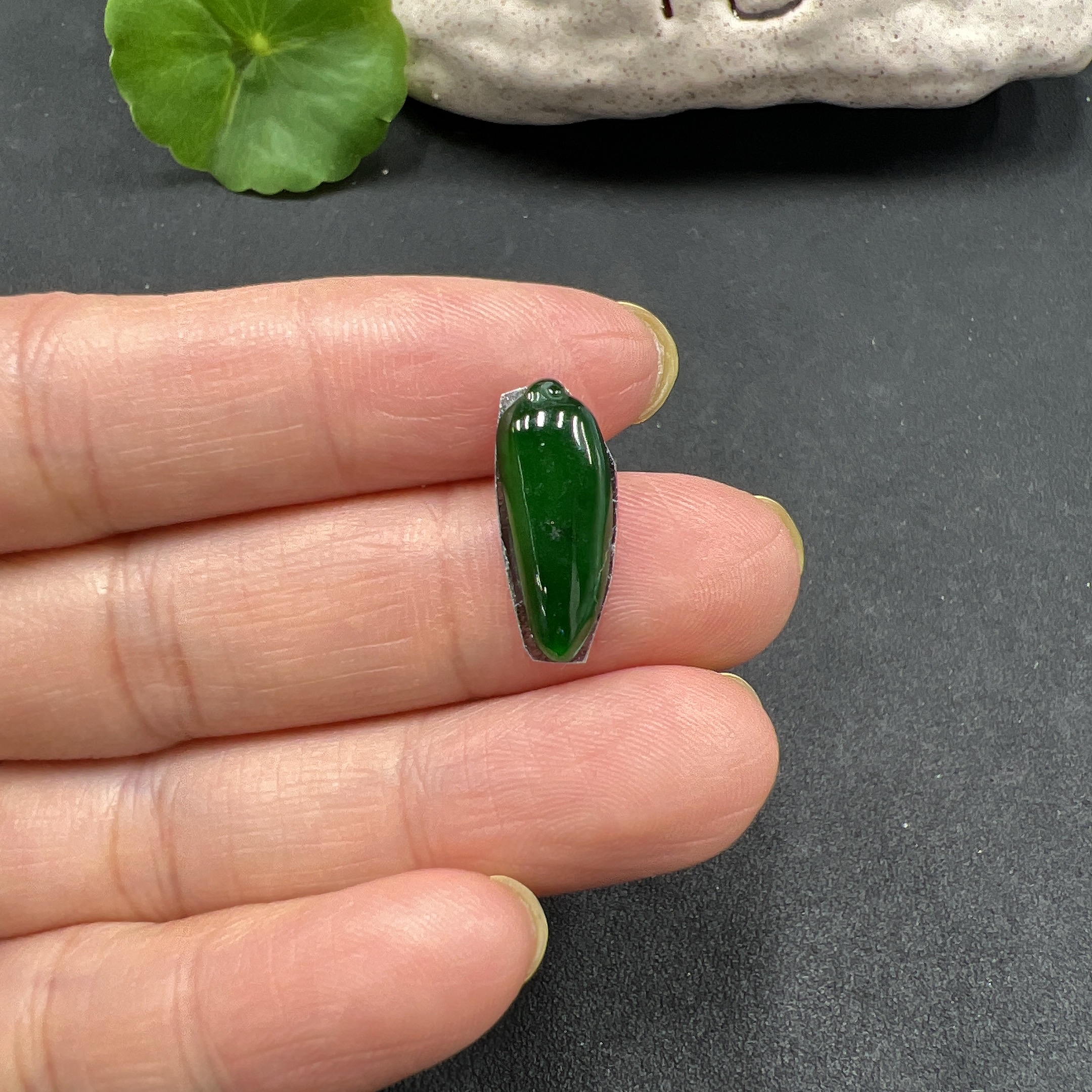 F12289511 Jadeite Auspicious Gourd Inlay Piece