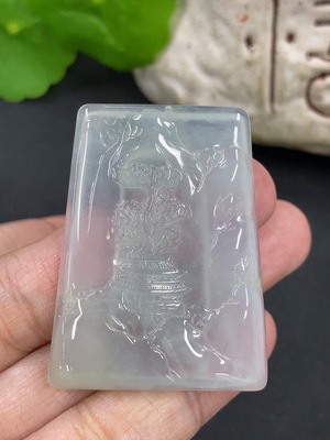 F46525768 翡翠山水牌挂件 货品总重量约13克