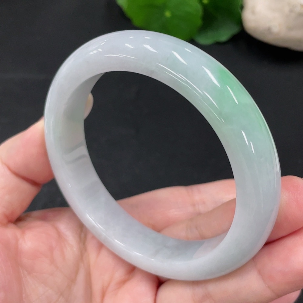 F34012803 Jadeite Round Bangle Size 58 Total Weight Approx. 66g