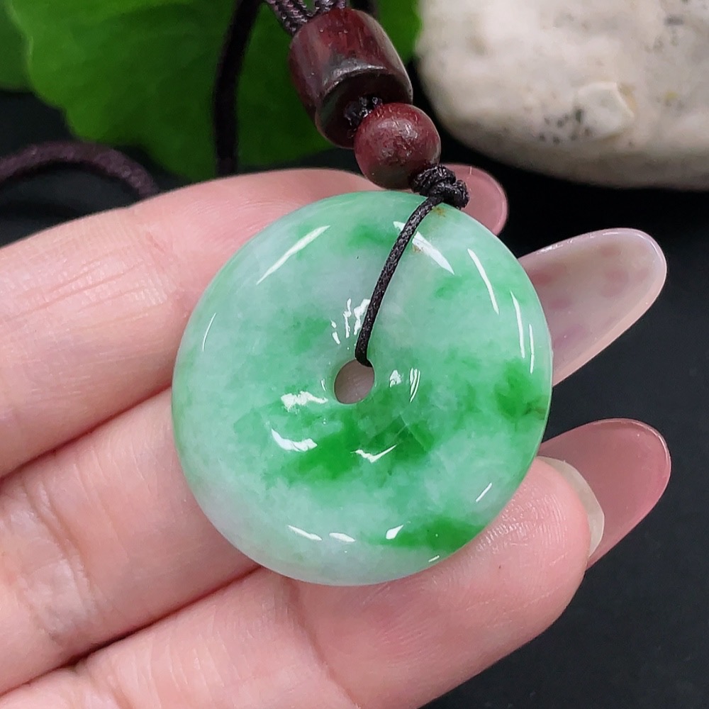 F34032021 Jadeite Safety Buckle Pendant Total weight about 11.8g (including rope weight)