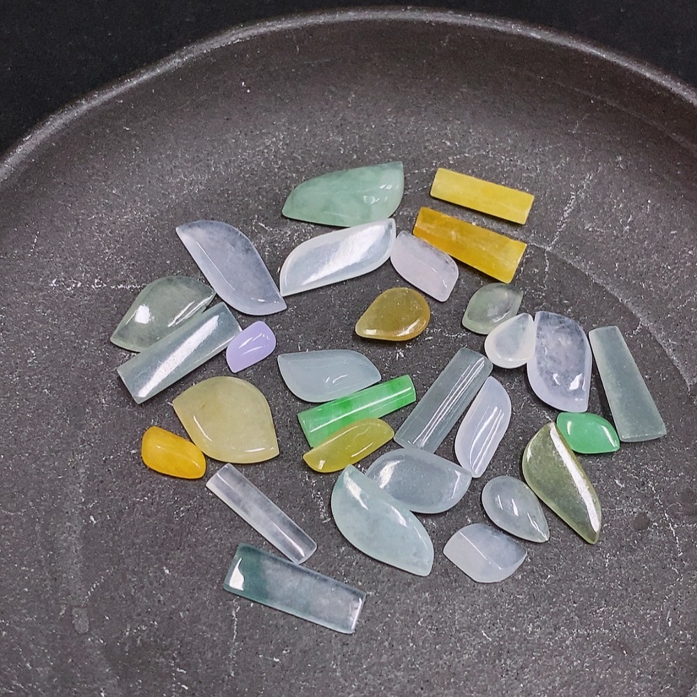 F32758211 Jadeite Inlaid Pieces Wholesale Lot (Color Origin Undetermined)