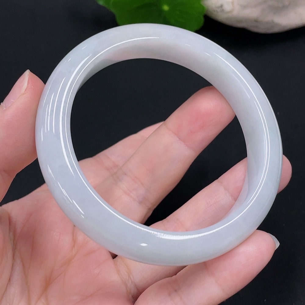 F30453214 Jadeite Round Bangle Size 55 Total Weight Approx. 52.5g