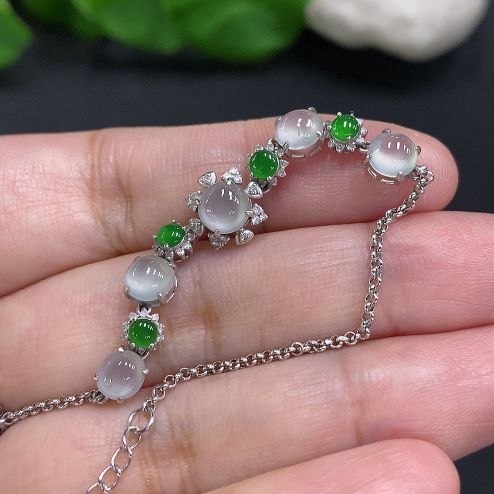 F33946170 Jadeite Cabochon Inlay Bracelet 18K Gold Total Weight Approx. 3.5g (With Diamond Accents)