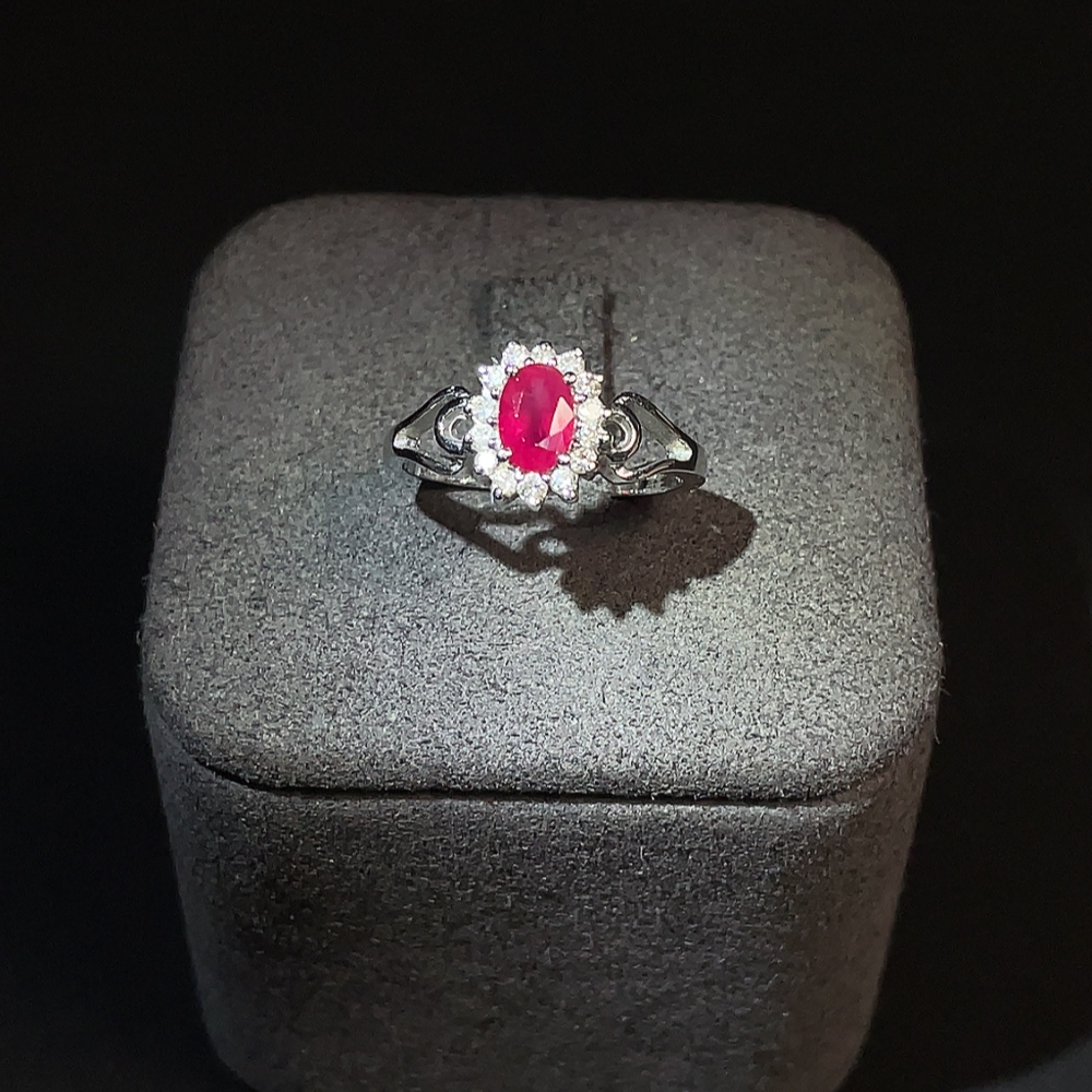 C22514515 18K Gold Ruby Ring, Total Weight Approx. 2.55g, Size 11
