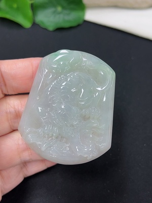 F46546414 翡翠挂件虎牌 货品总约重28.72g