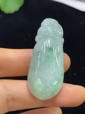 F34025566 Jadeite Lucky Bean Pendant Total Weight Approx. 15.73g
