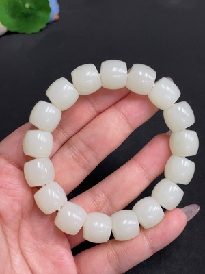 H34957046 Hetian Jade Bracelet Approx. 12.9mm Total Weight Approx. 63.9g
