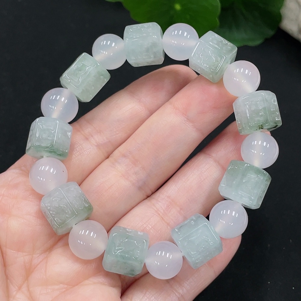 F28288351 Jadeite bracelet  Total weight approx. 40g (with non-A grade beads)